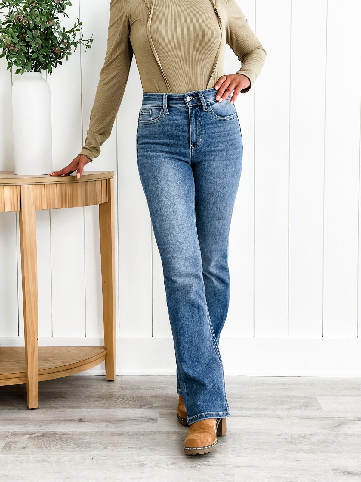 🍂 Seasonal Sale 50% off 🍂 Holy Grail Tummy Control Bootcut Jeans👖