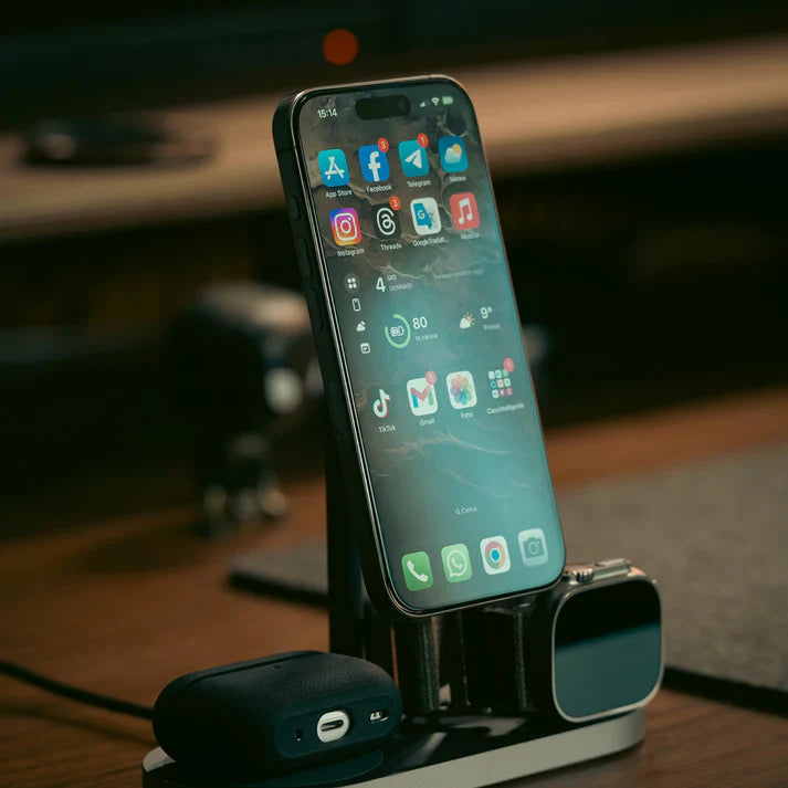 3-in-1 Wireless Charging Stand – Fast Magnetic Charger for Phone, Watch & Earbuds
