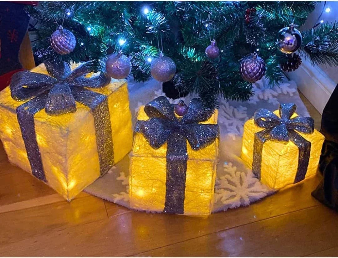 Christmas Light Up Presents - Gift Boxes Set LED Lighted Decorations for Indoor & Outdoor Use UK