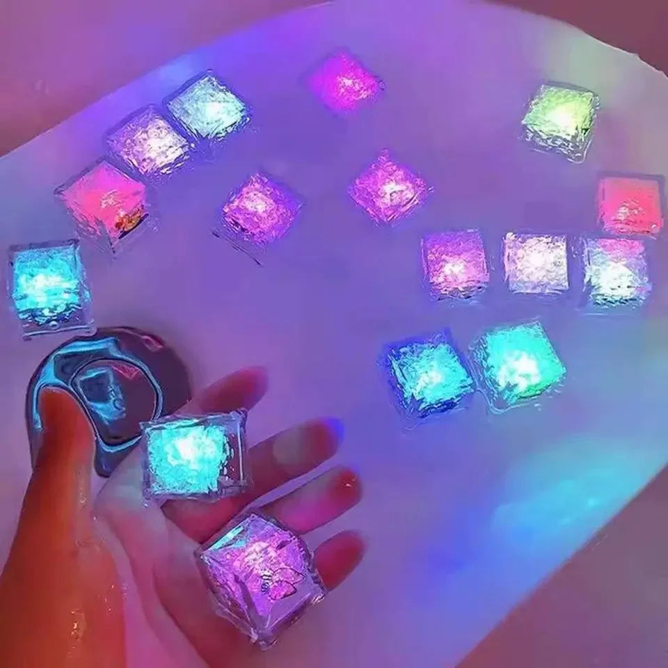 Light-up bath cubes toy for children Set of 6