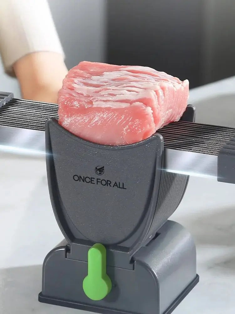 18-Blade Multifunctional Meat Slicer – Adjustable Thickness Manual Cutter for Slices, Strips, Minced & Shredded Meat
