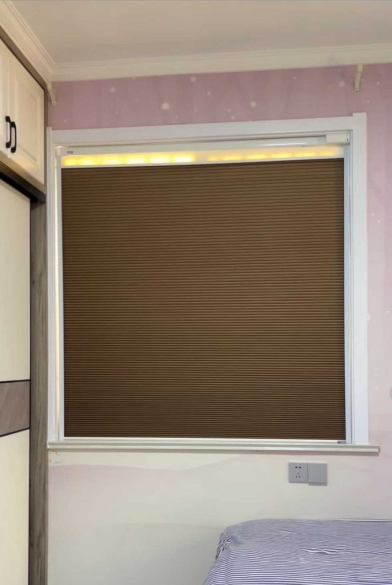 No-Drill Electric Day & Night Blind – Remote Control, Light Filtering, Modern Design