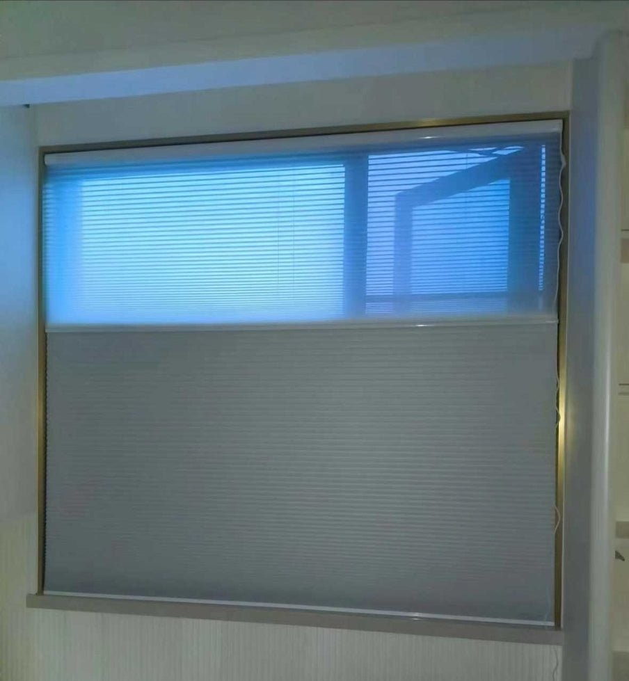 No-Drill Electric Day & Night Blind – Remote Control, Light Filtering, Modern Design