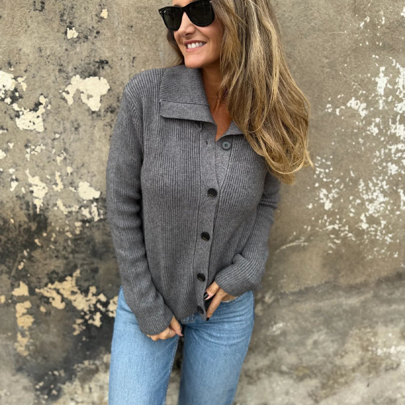Elegant Lapel Collar Knit Top for Women